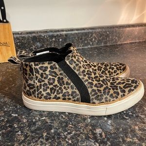 TOMS Women’s size 8.5